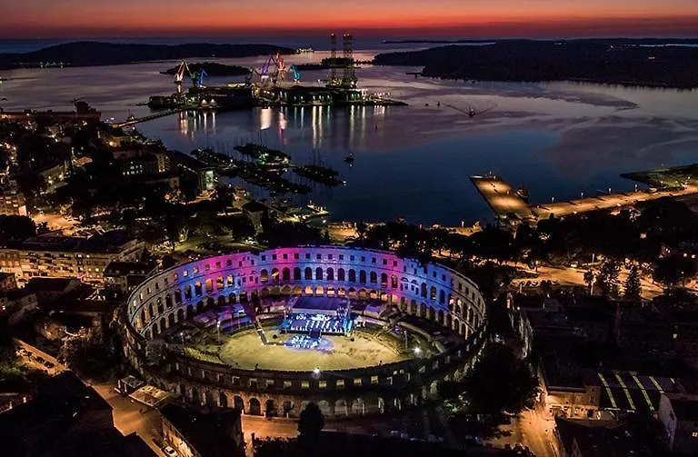 App Zara Park Apartment Pula